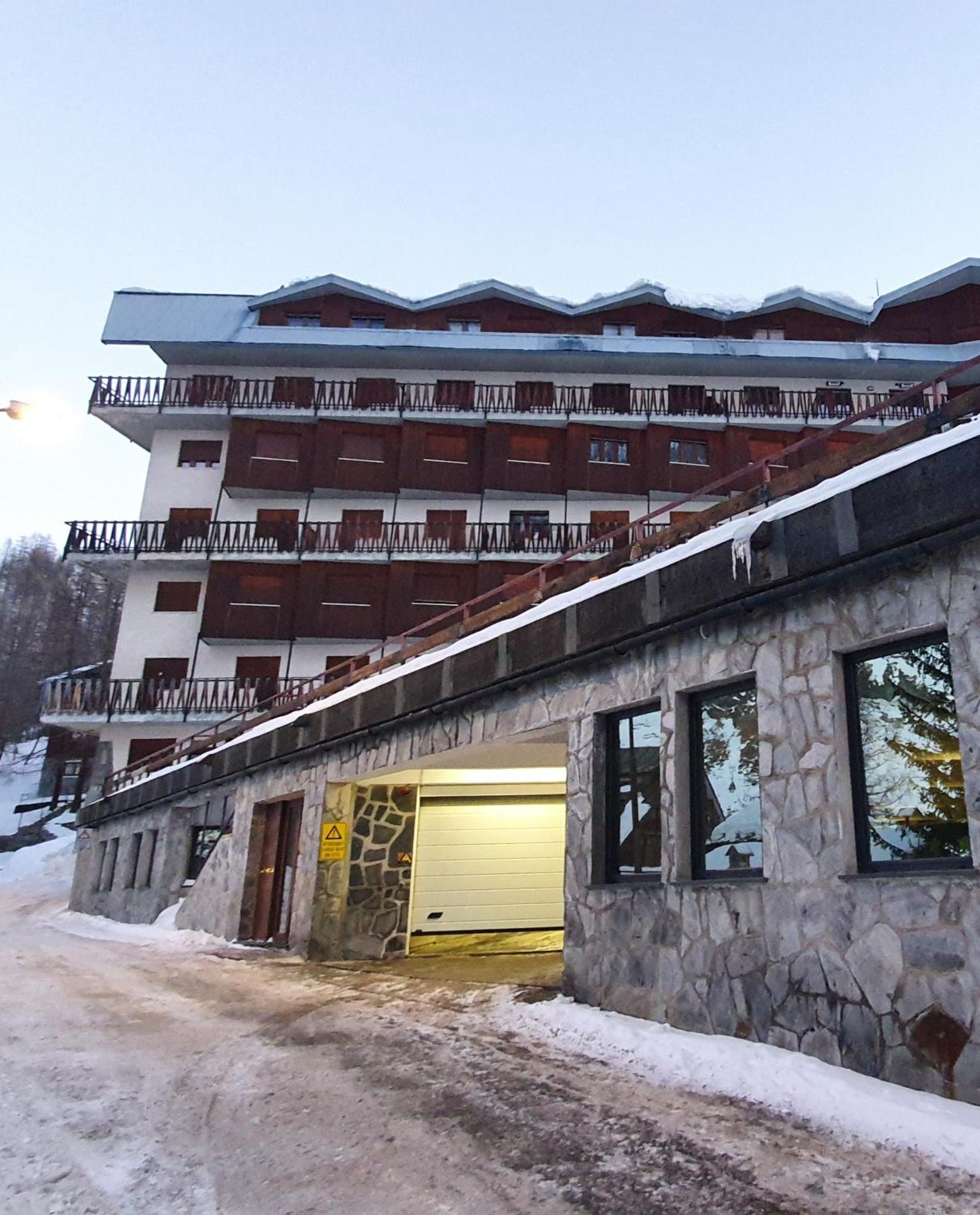 Cervino 1865 Family House & Friends - Cir 0517 Lägenhet Breuil-Cervinia Exteriör bild